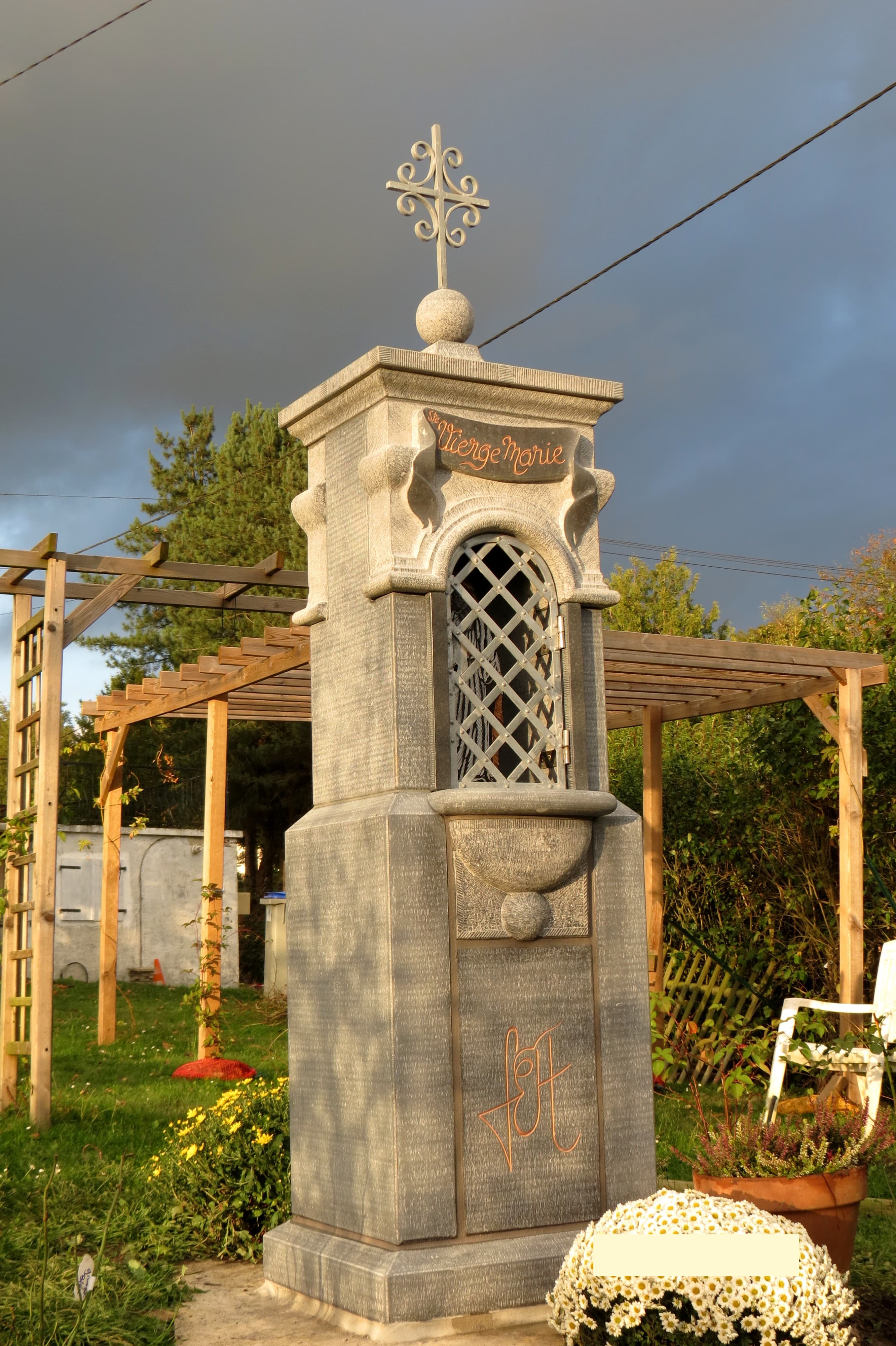 Chapelle Oratoire à Liessies, double ouverture
