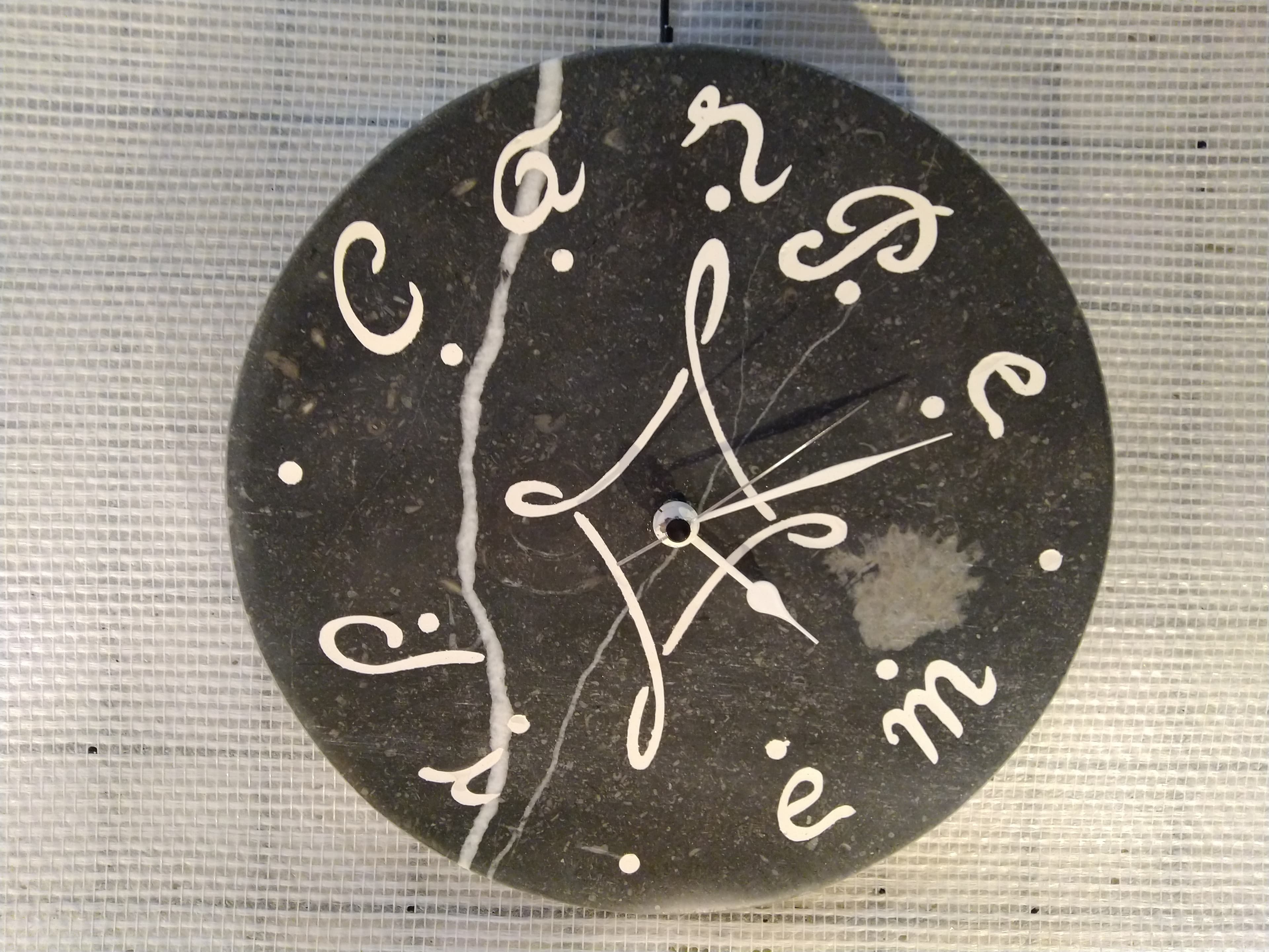 Horloge Carpe Diem qui donne le Temps
