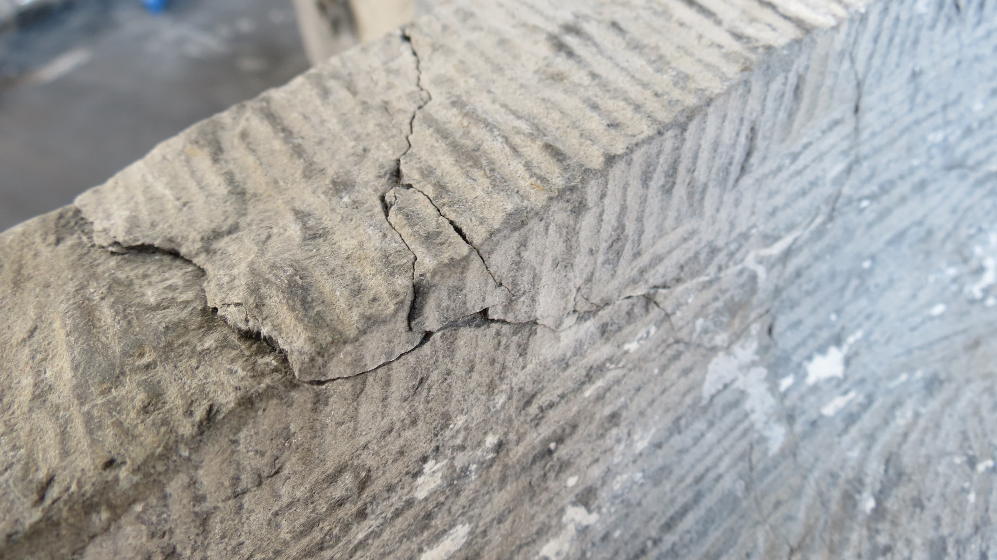 1 Casses et fissures