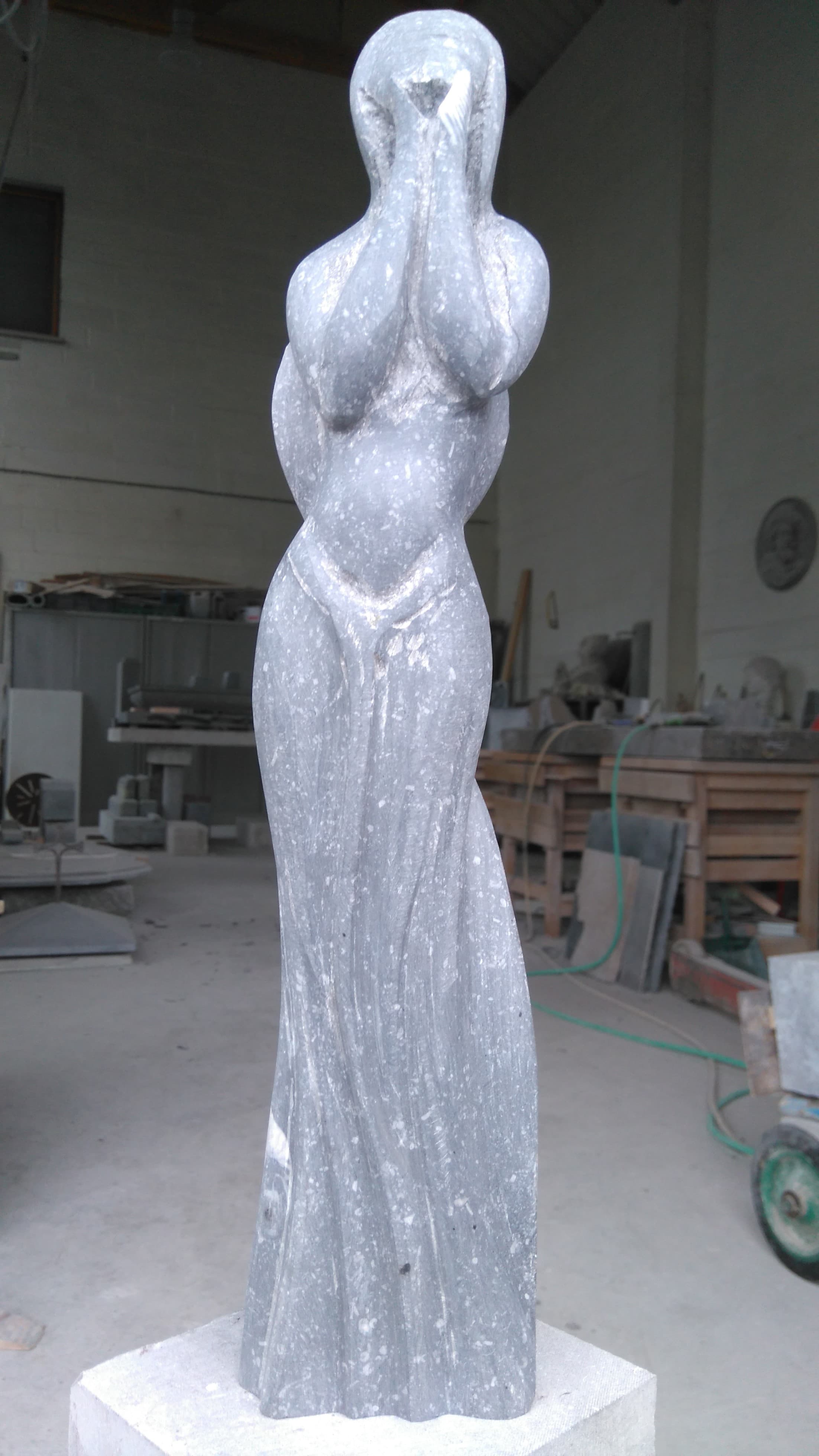 1 Sculpture double femme