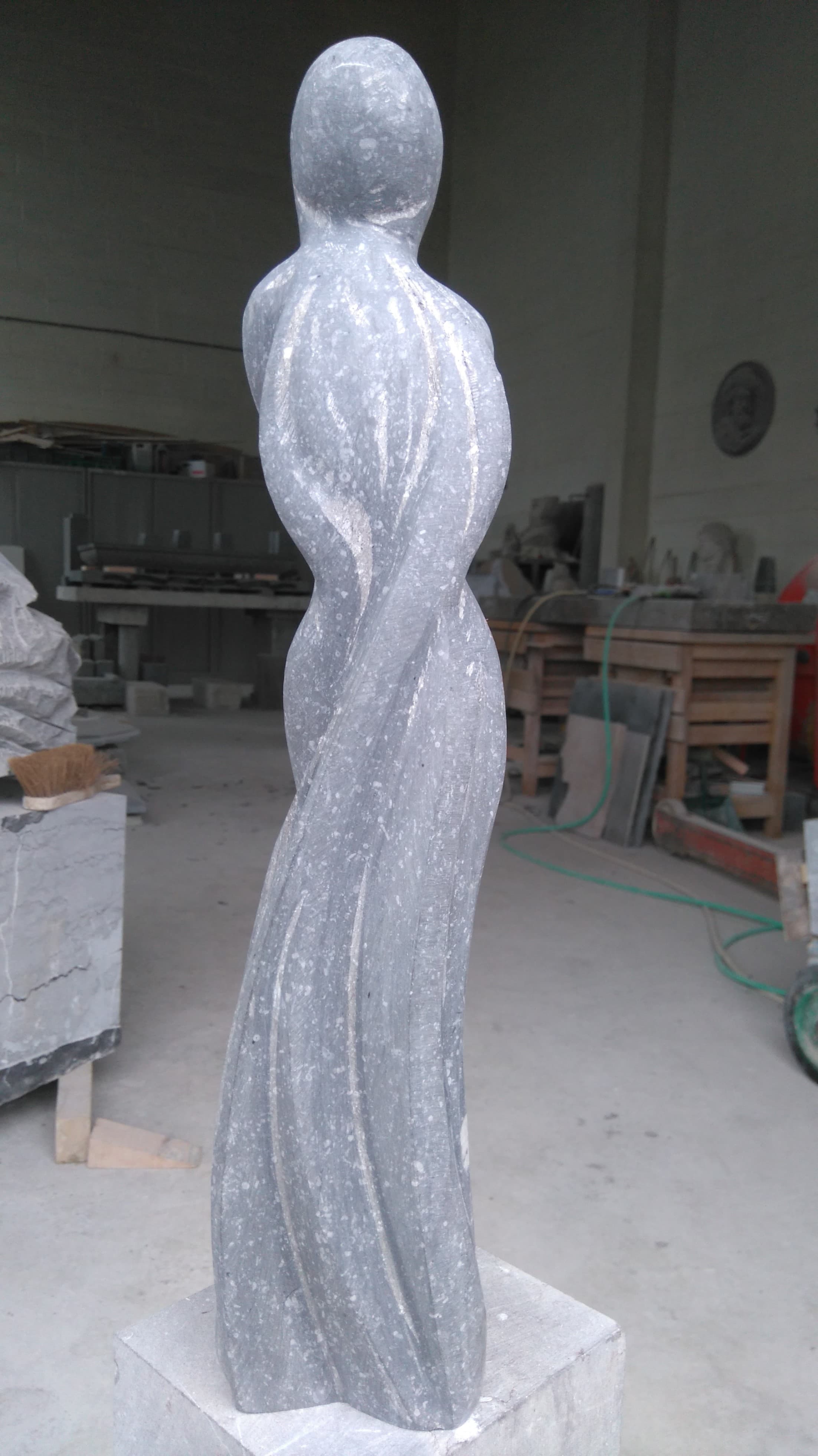 1 Sculpture double femme