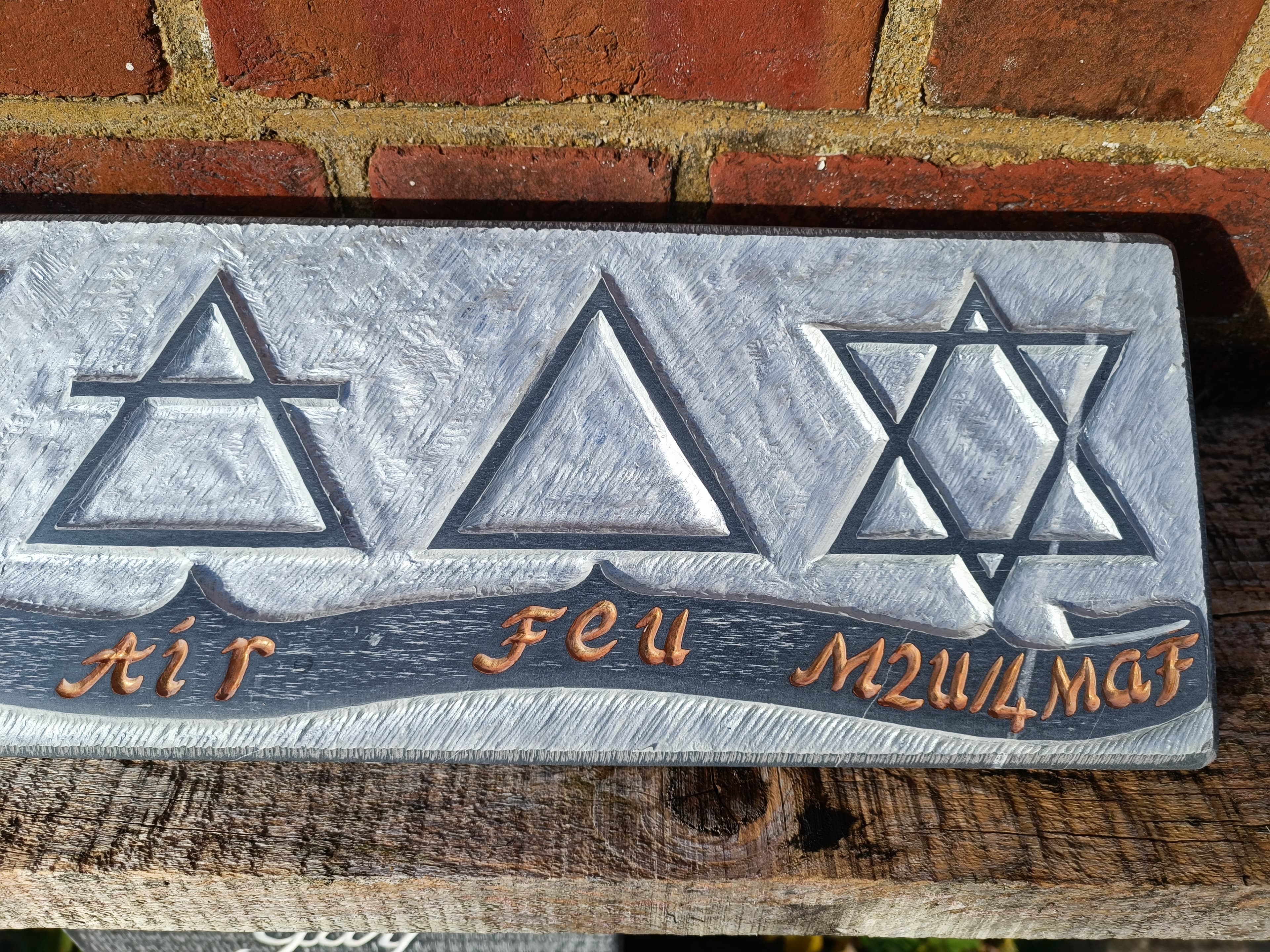 Les QUATRE éléments fondamentaux