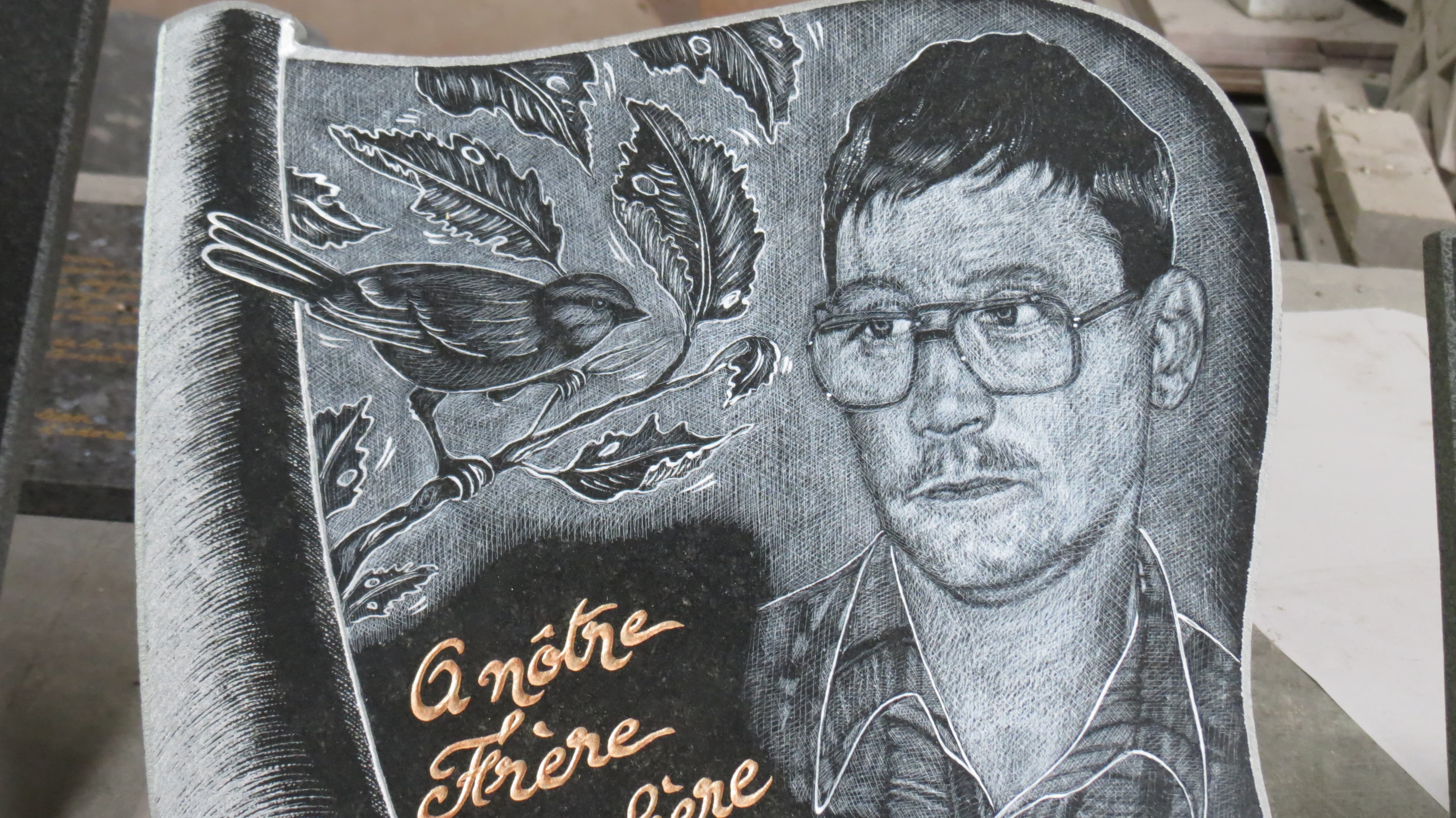 2015 - 28.05 - Plaque funéraire - JJ Portier