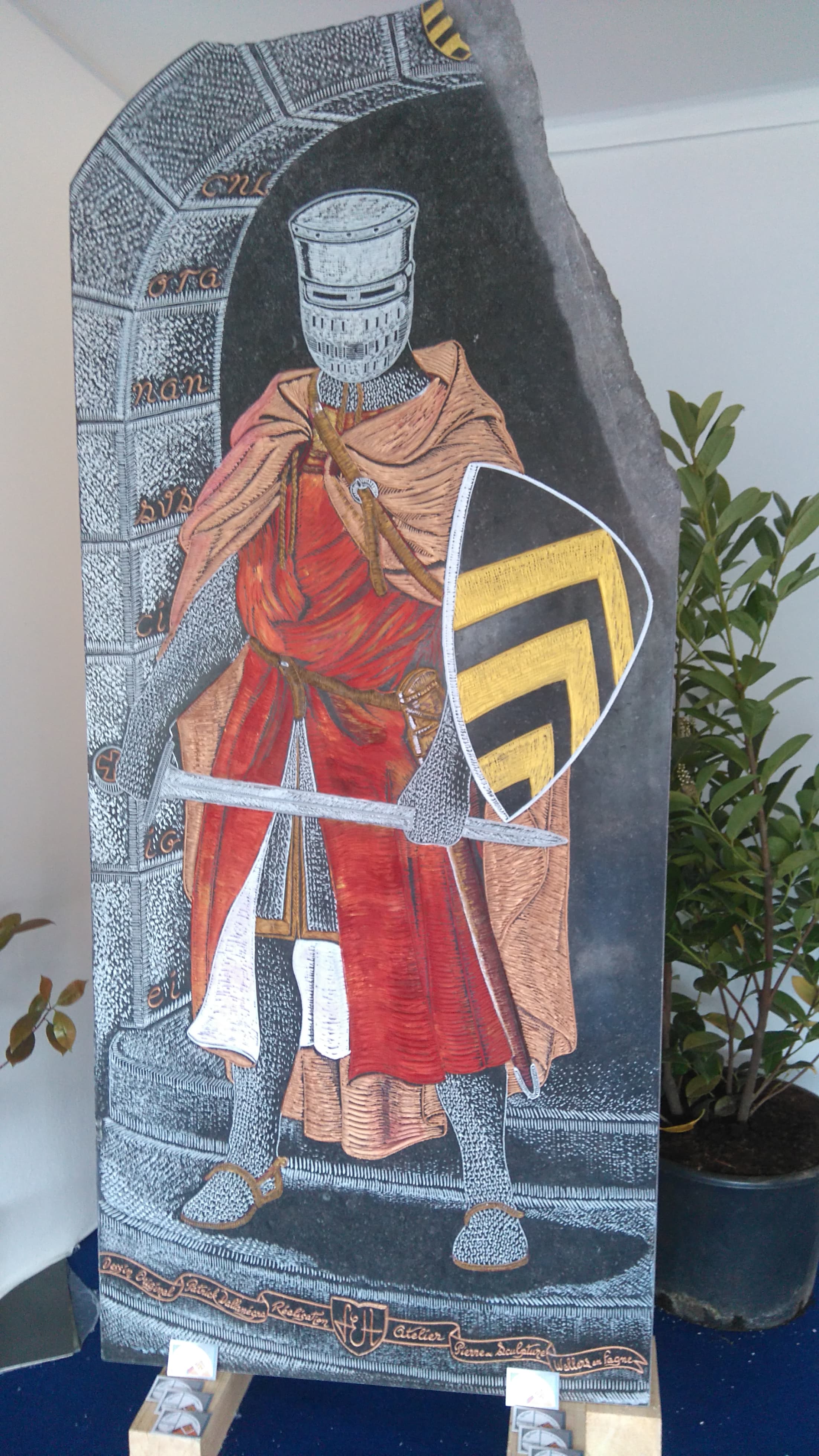 A. Chevalier XIIIème, hauteur 2,25m