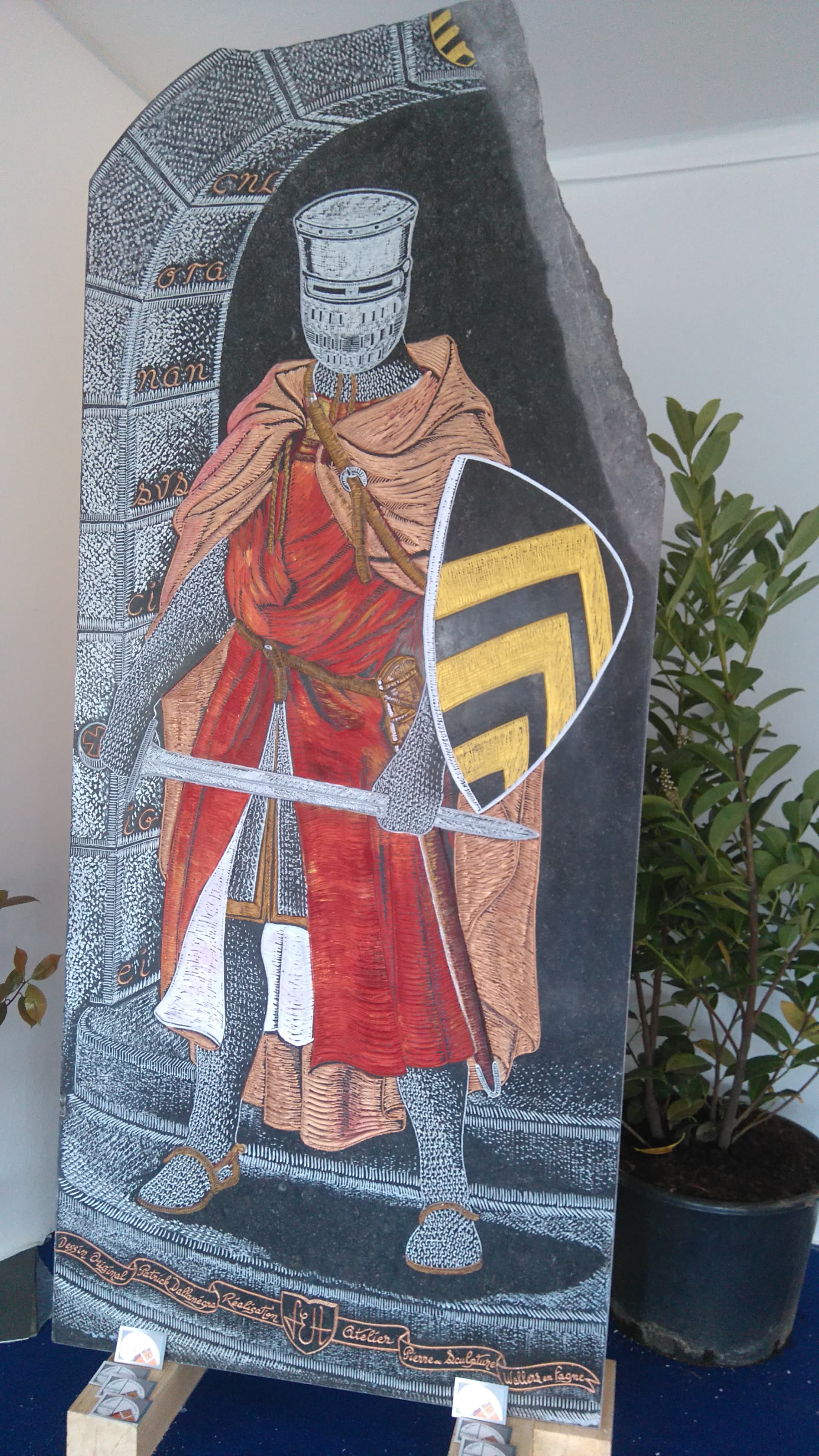 A. Chevalier XIIIème, hauteur 2,25m