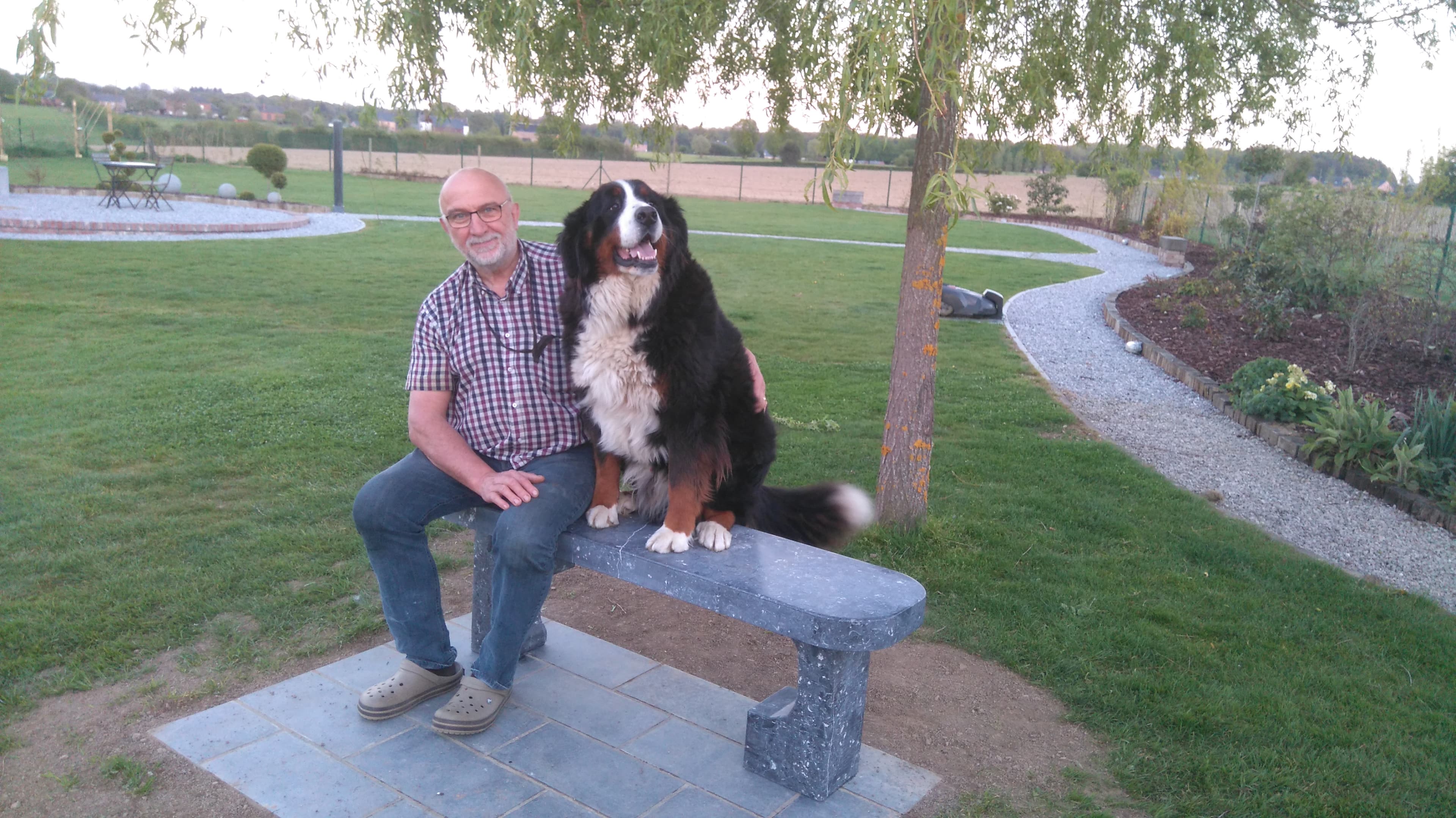 Banc en pierre bleue