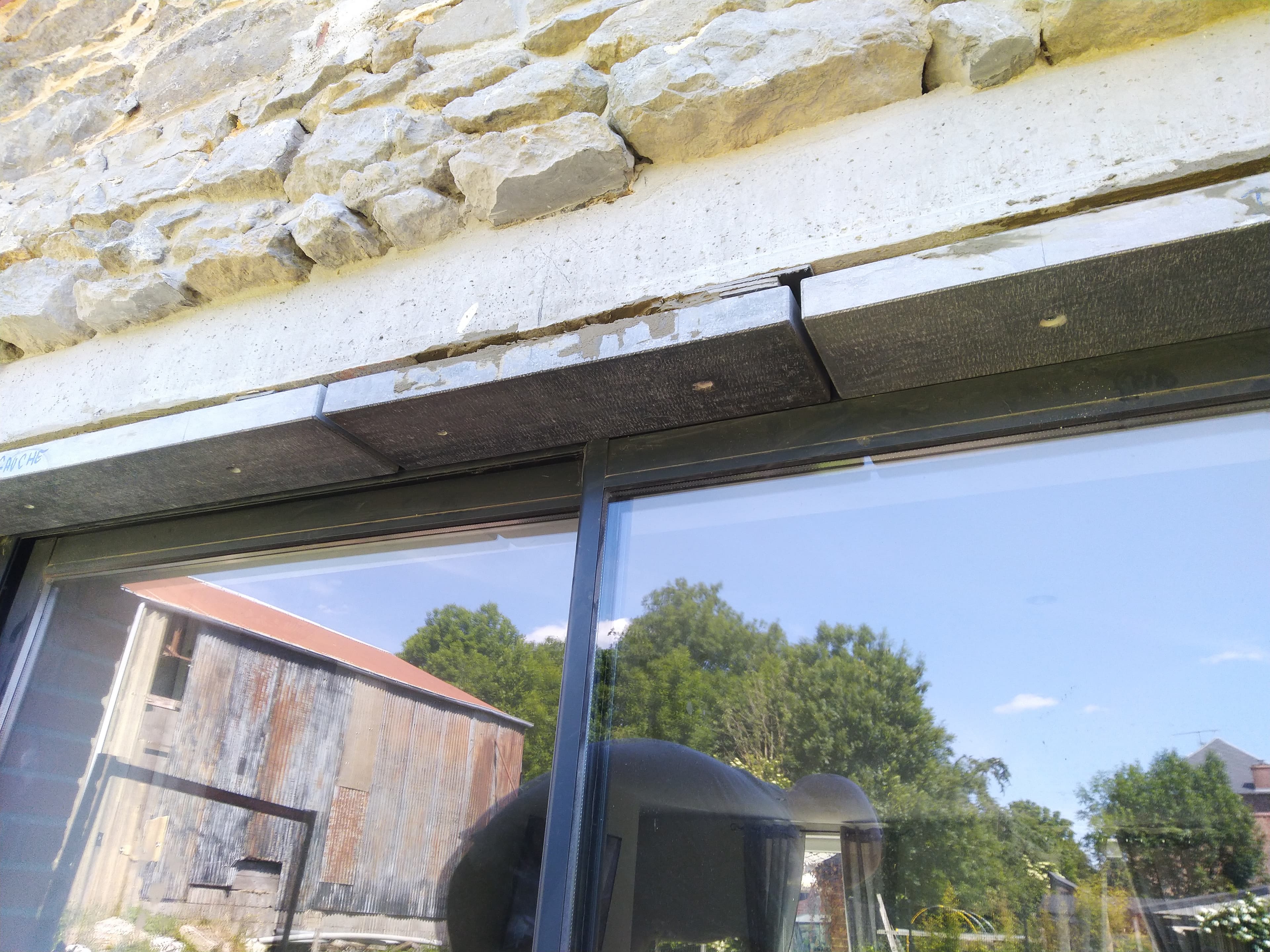 Bat Habillage d'un linteau béton