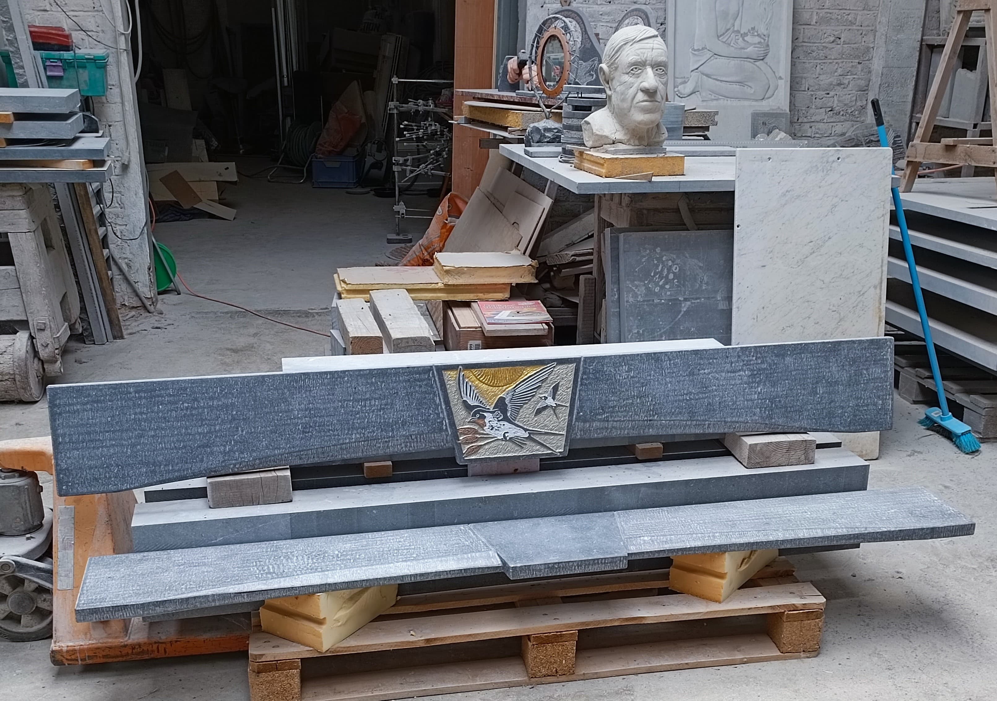 Faux-linteaux pour habillage linteaux béton