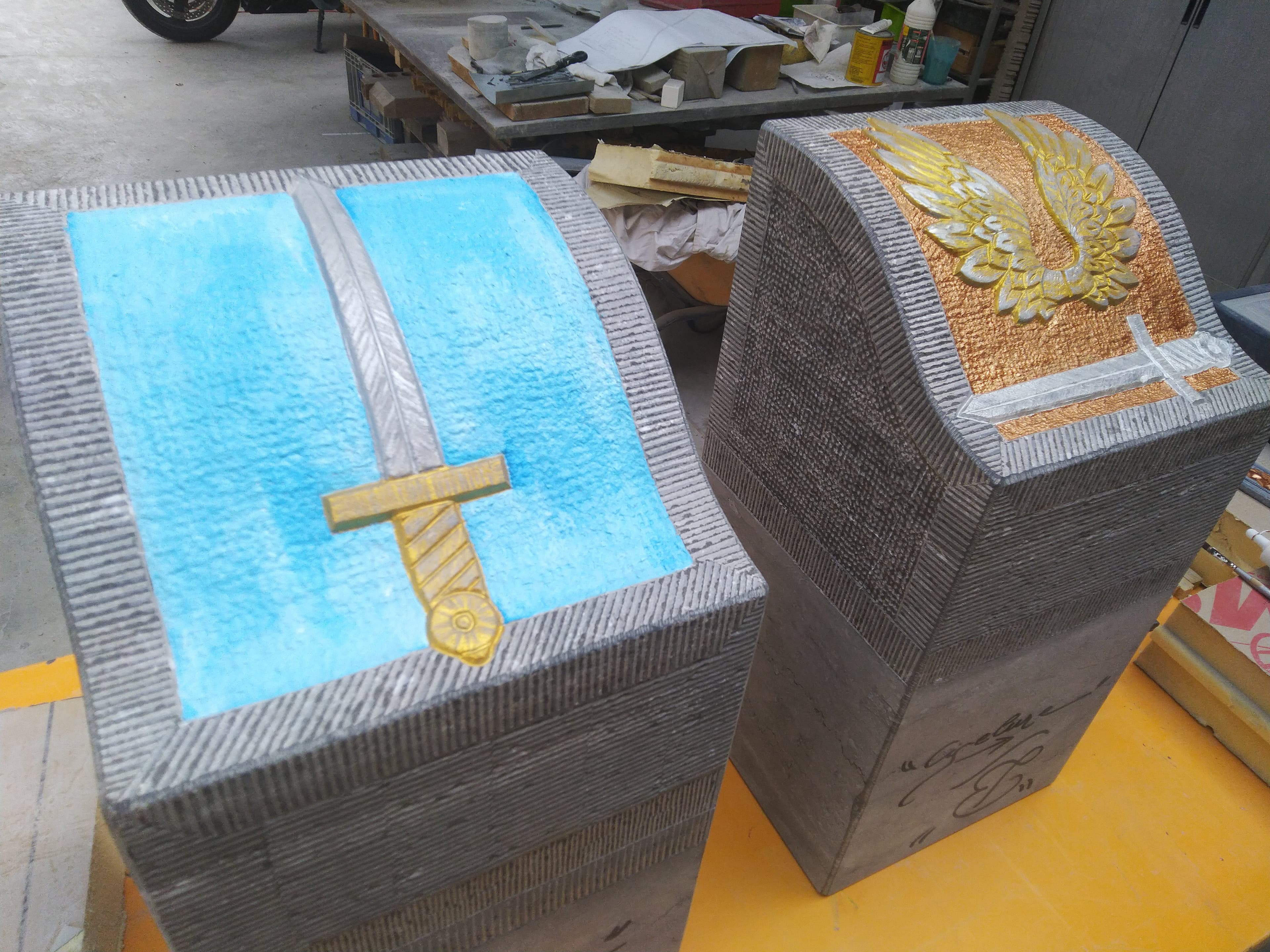 Corbeaux Blasons Gravés et peints