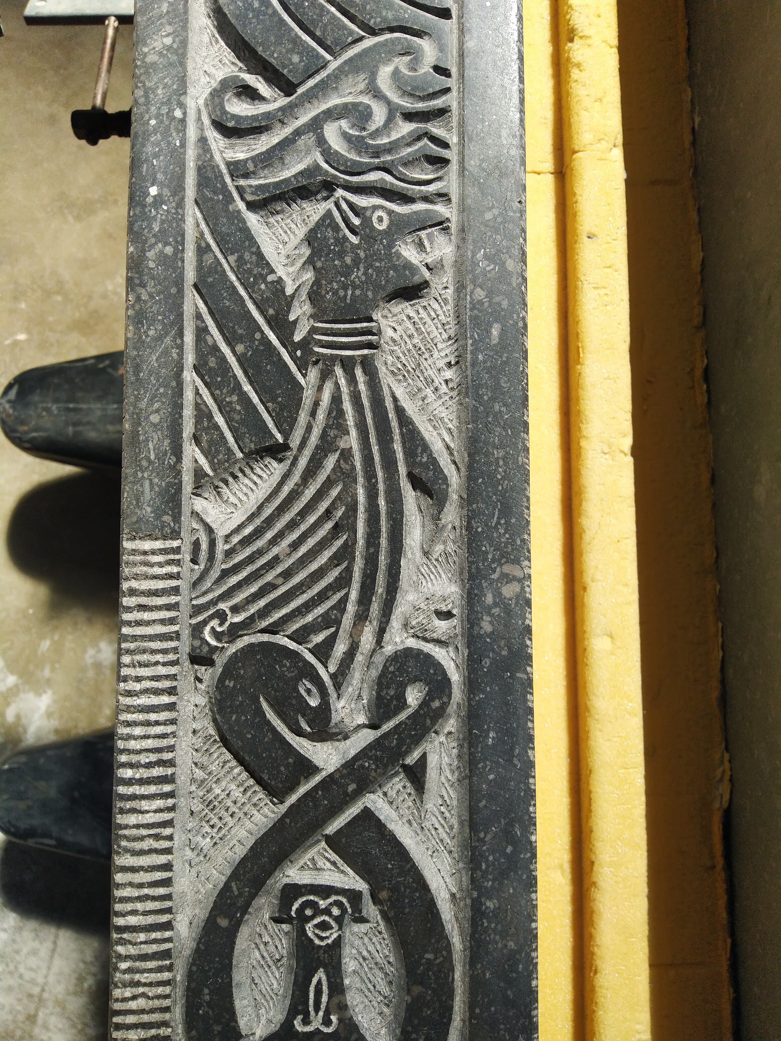 Evier gravure Viking et rune