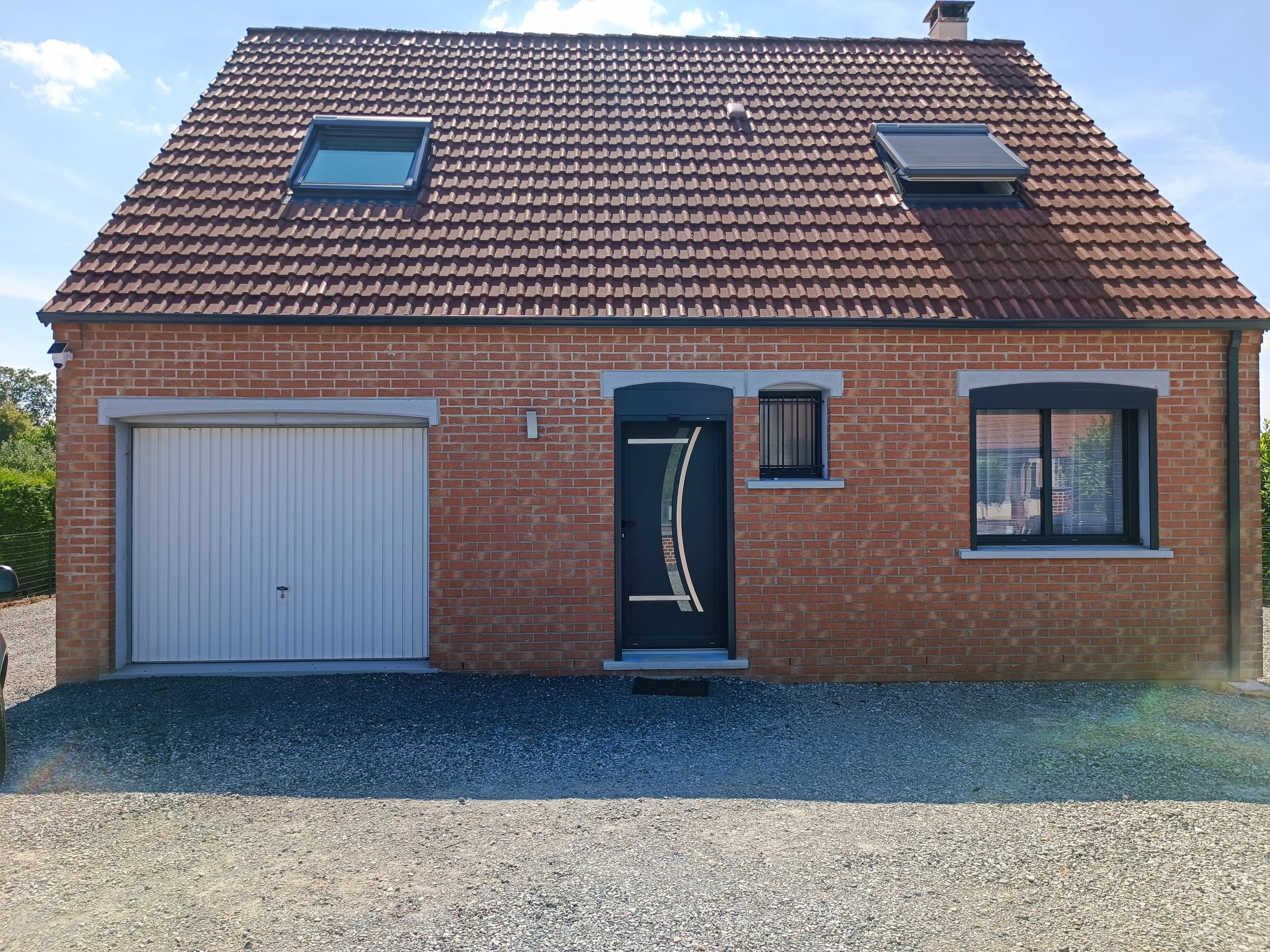 Faux-linteaux pour habillage linteaux béton