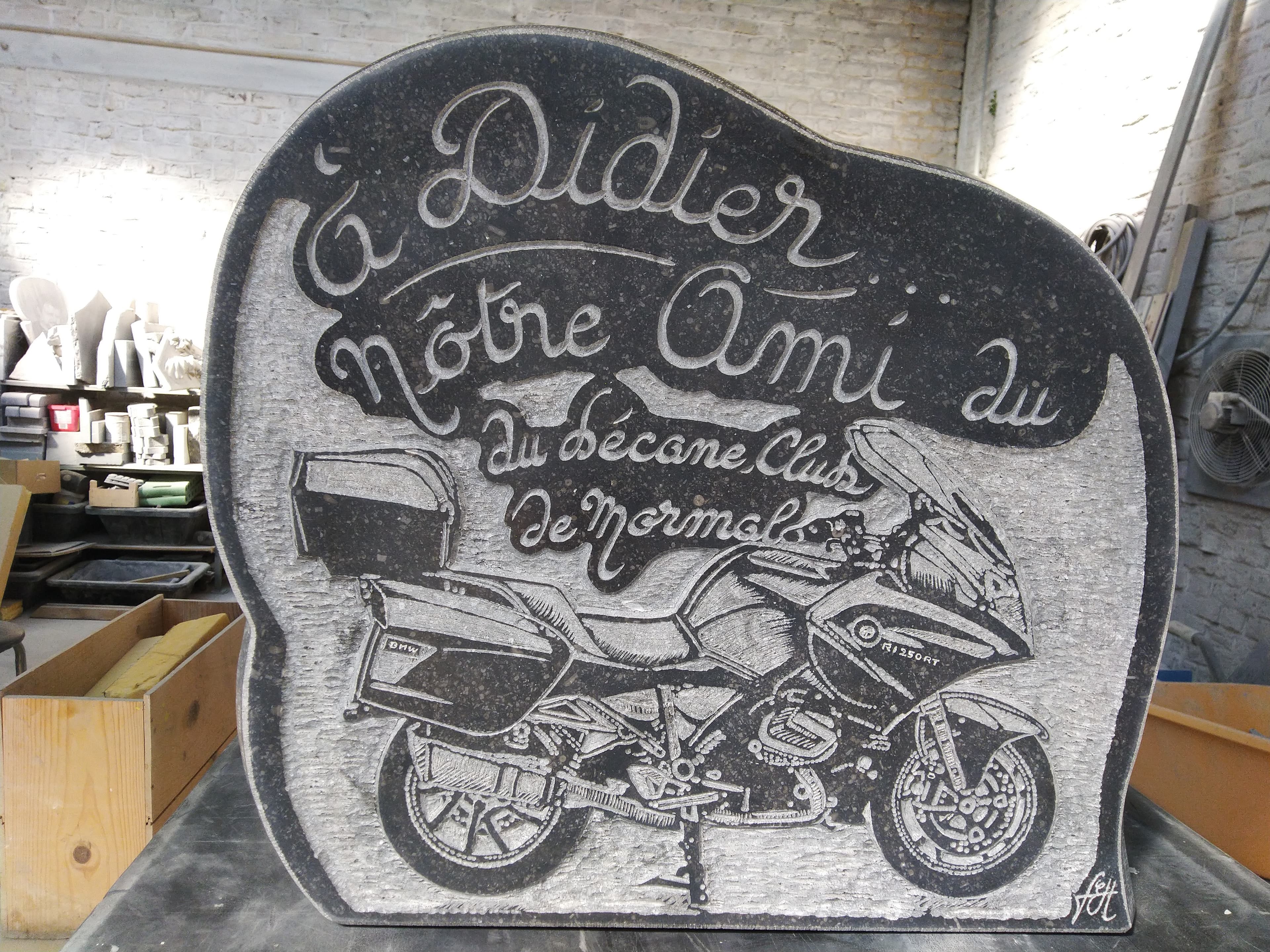Plaque funéraire gravure Moto