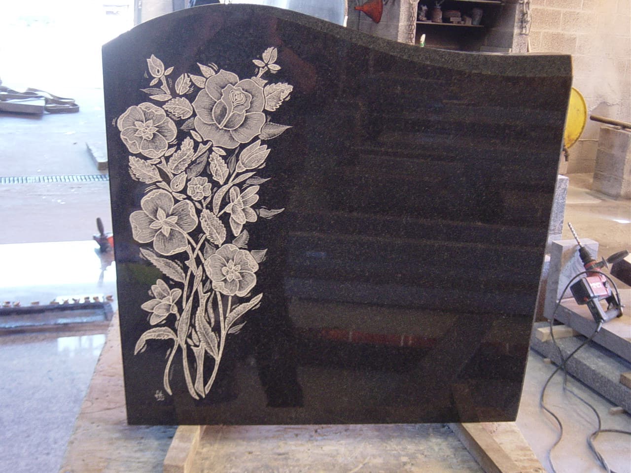 Steles Granit funéraire 012