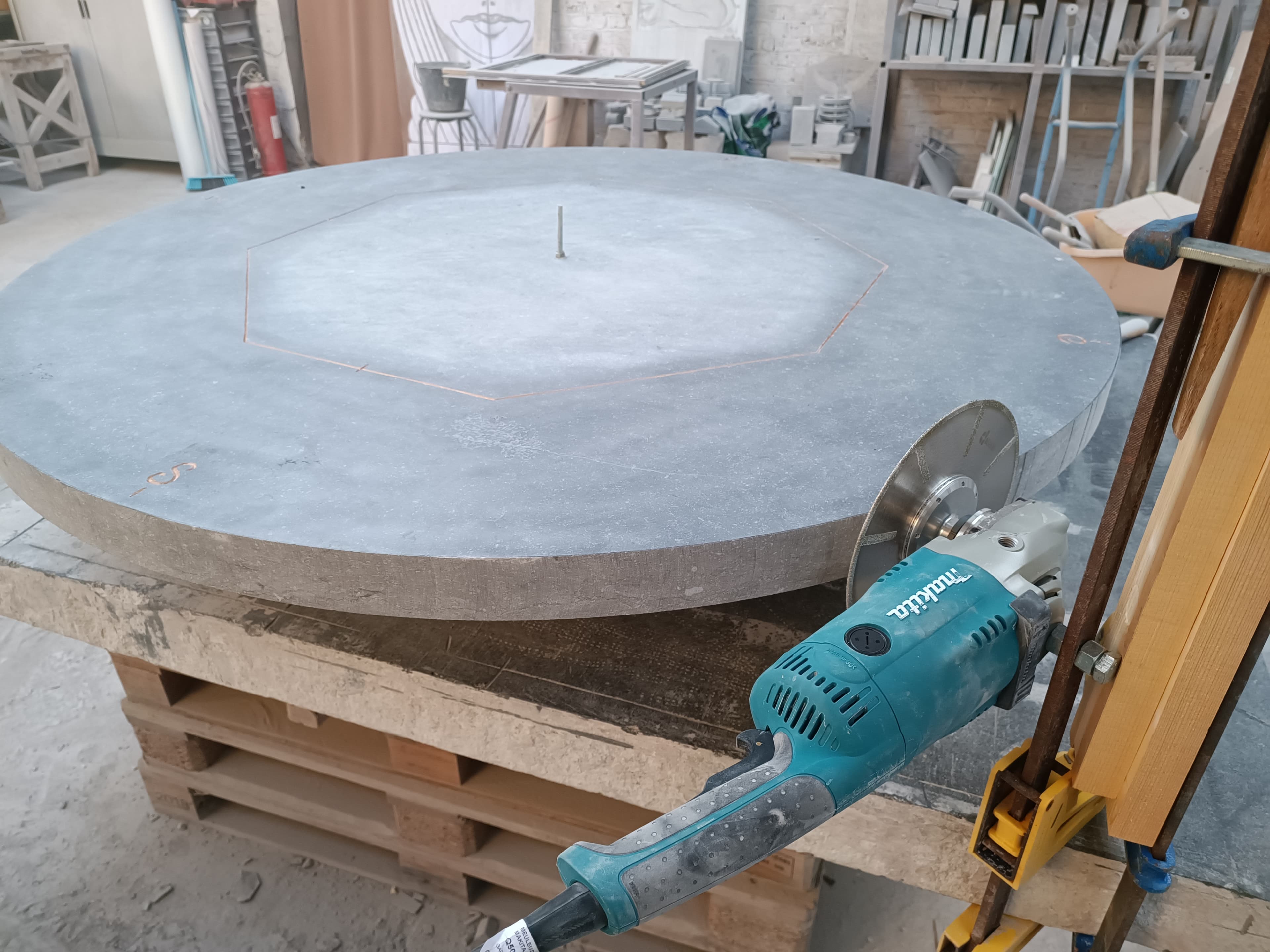A. Travail évolutif de la table Templière