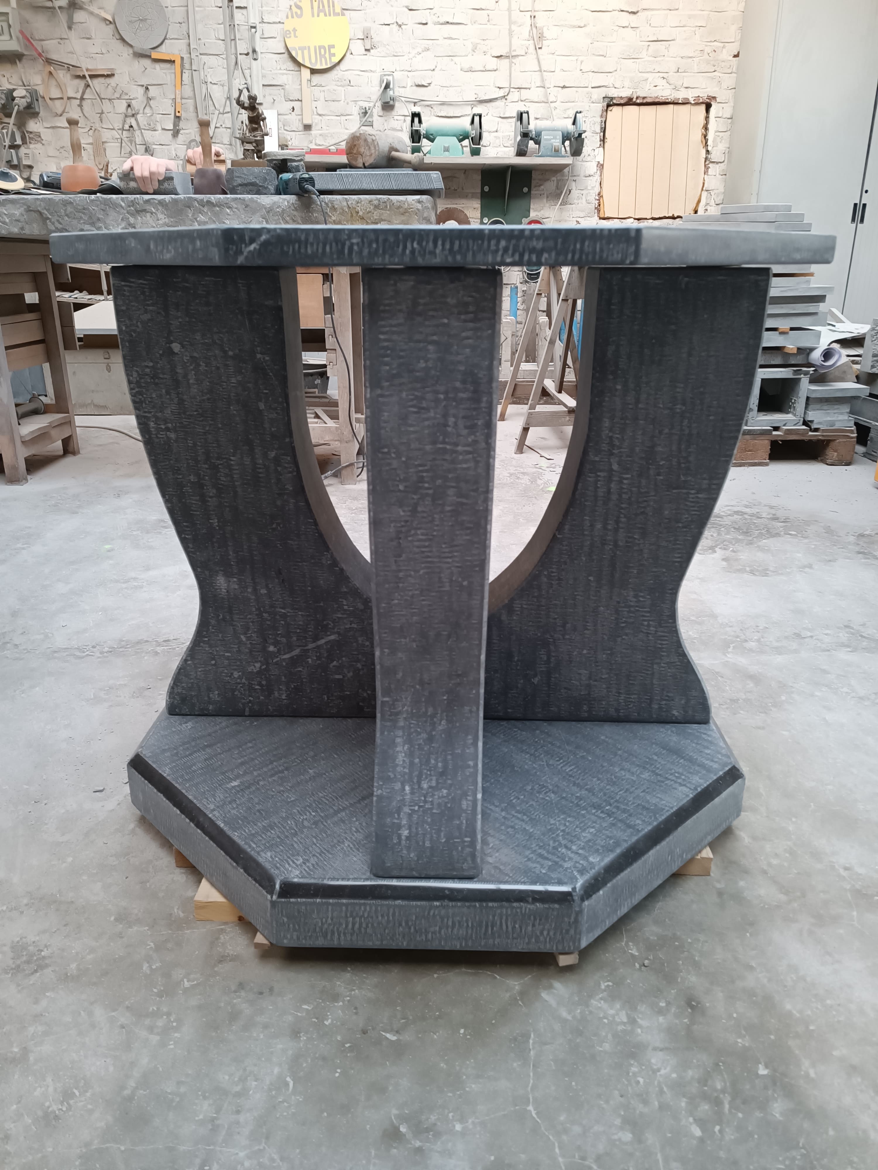 A. Travail évolutif de la table Templière