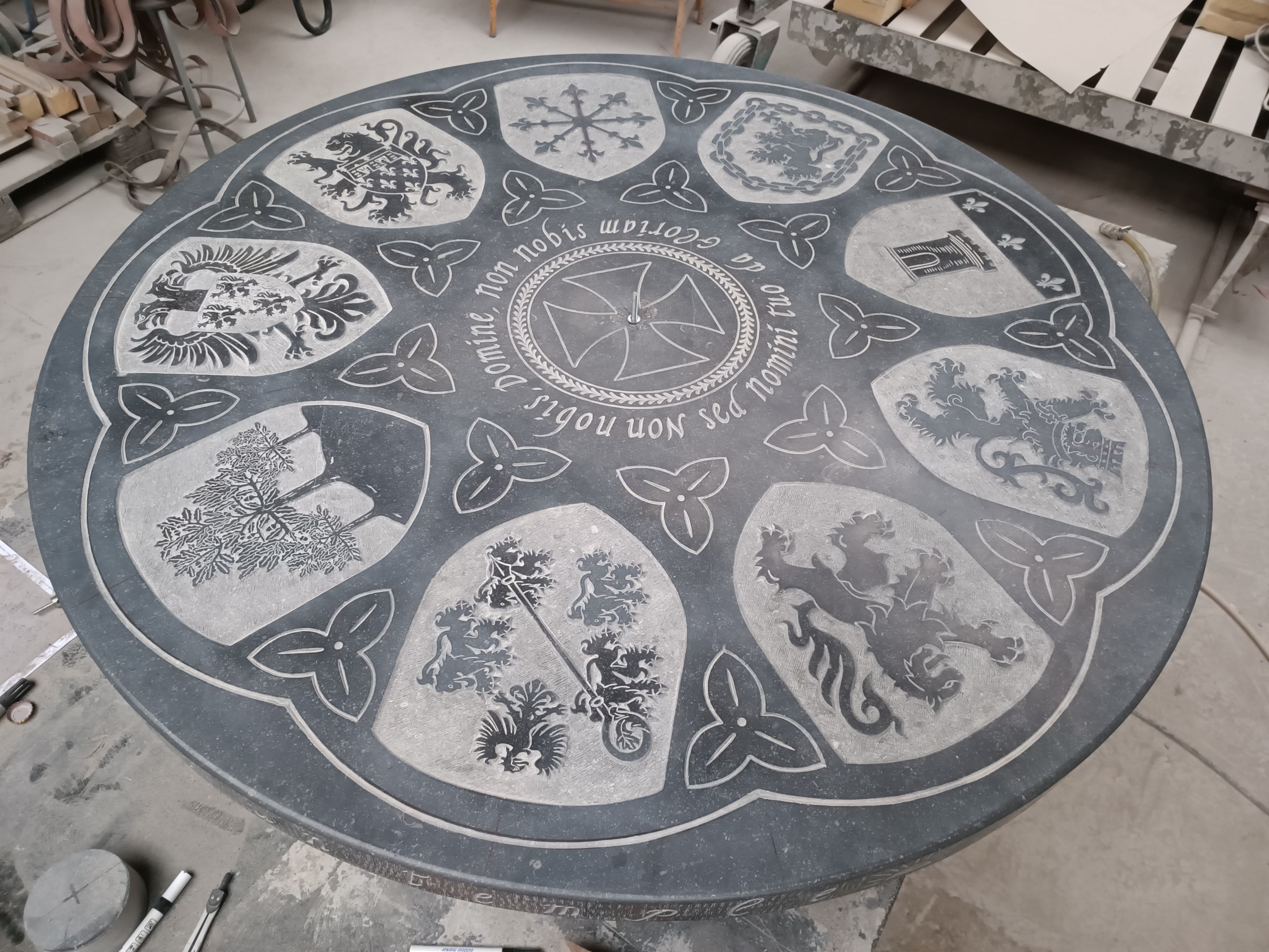 A. Travail évolutif de la table Templière