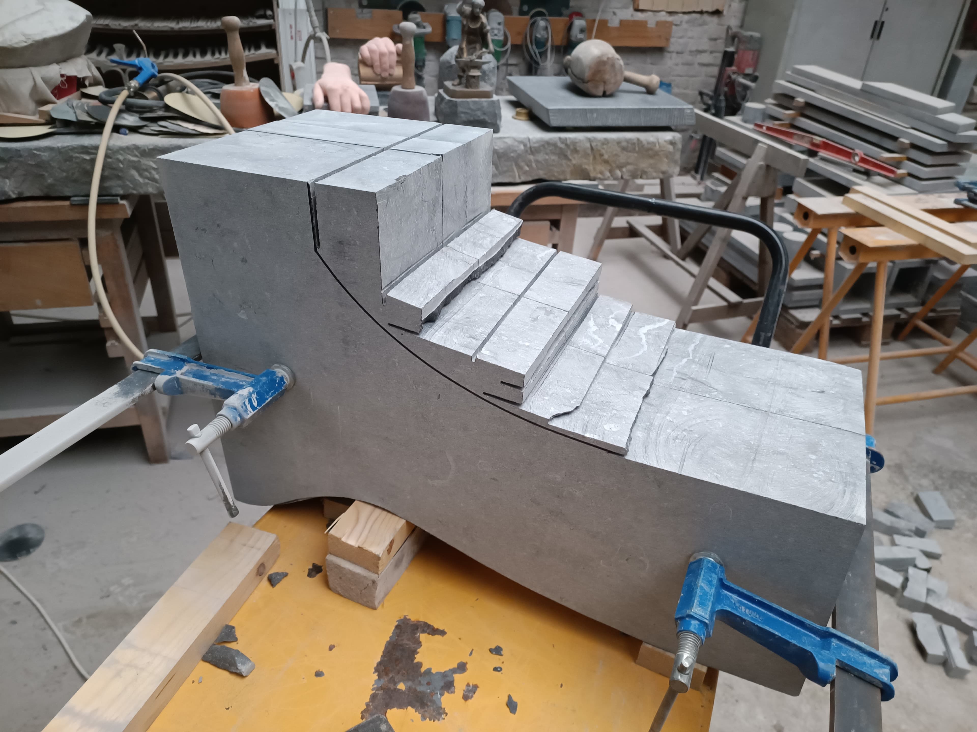 A. Travail évolutif de la table Templière